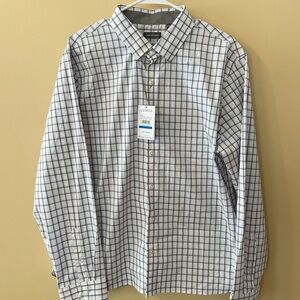 Van Heusen slim fit button down shirt